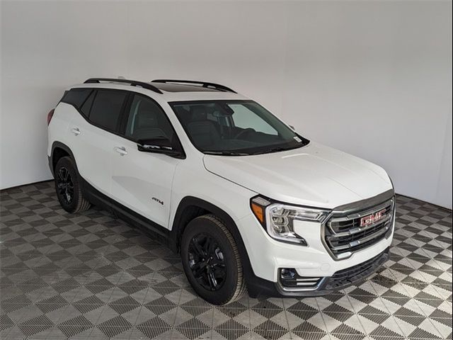 2024 GMC Terrain AT4