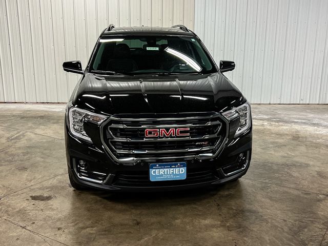 2024 GMC Terrain AT4