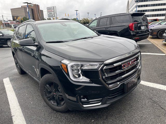 2024 GMC Terrain AT4