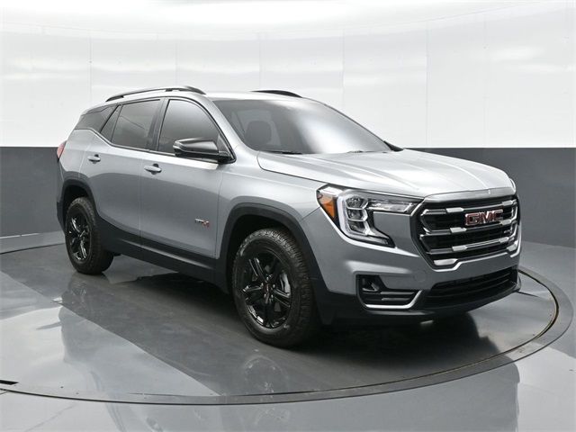 2024 GMC Terrain AT4