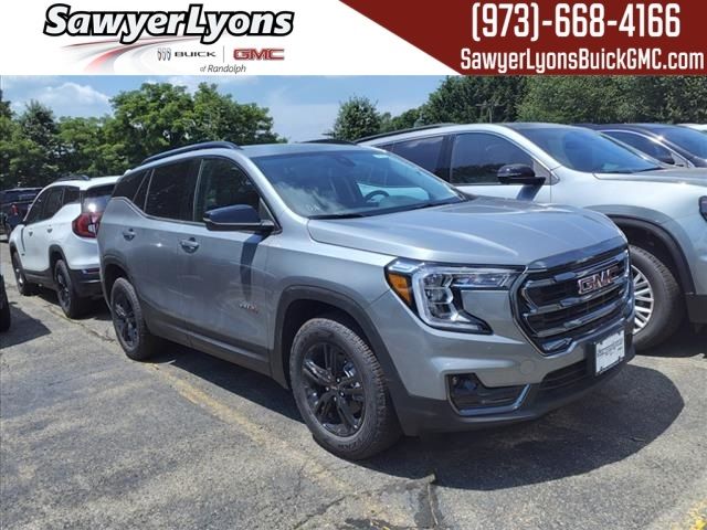 2024 GMC Terrain AT4