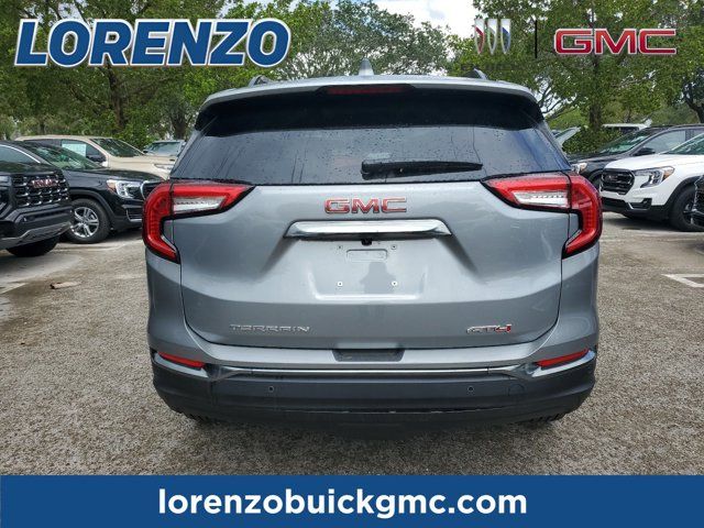 2024 GMC Terrain AT4