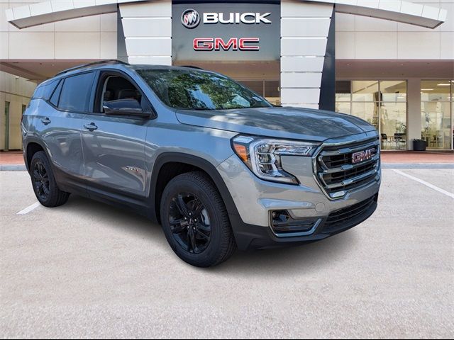 2024 GMC Terrain AT4