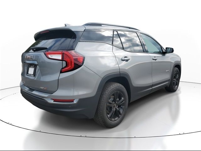 2024 GMC Terrain AT4