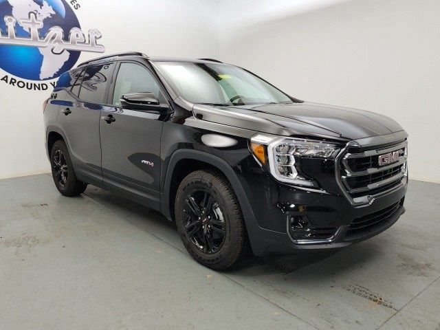 2024 GMC Terrain AT4