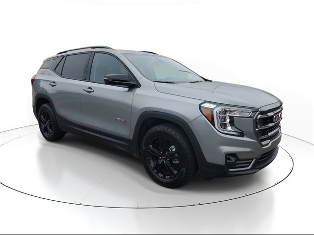 2024 GMC Terrain AT4