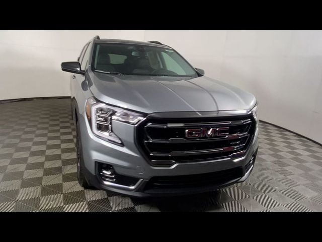 2024 GMC Terrain AT4