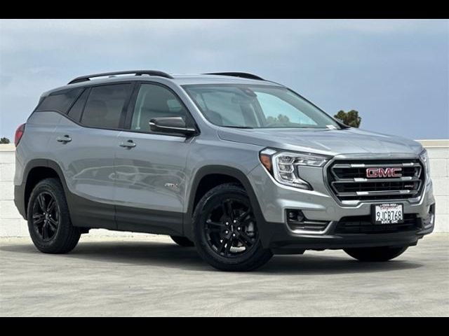 2024 GMC Terrain AT4