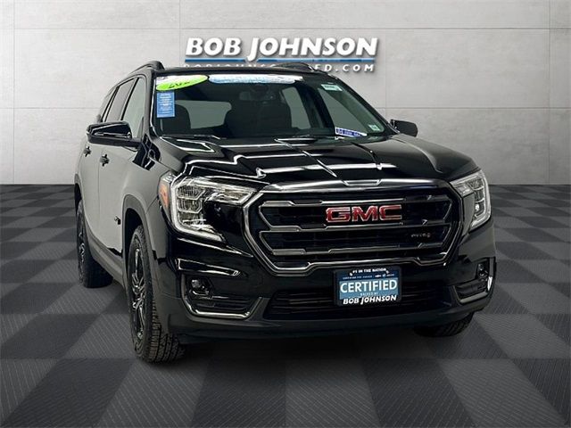 2024 GMC Terrain AT4