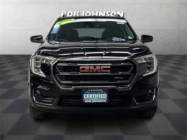 2024 GMC Terrain AT4