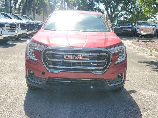 2024 GMC Terrain AT4