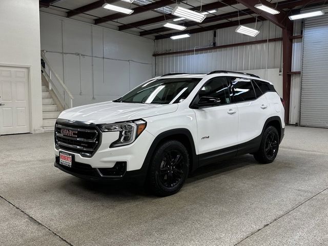 2024 GMC Terrain AT4