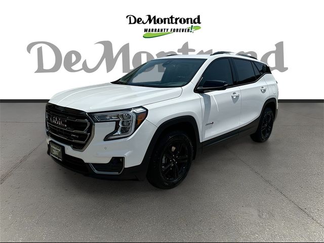 2024 GMC Terrain AT4