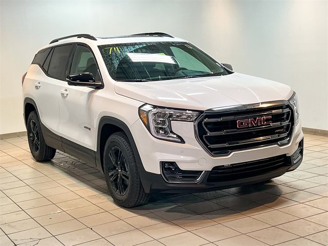 2024 GMC Terrain AT4