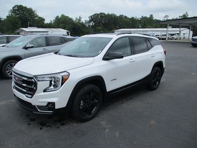 2024 GMC Terrain AT4