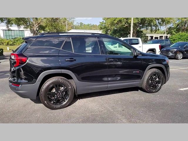 2024 GMC Terrain AT4
