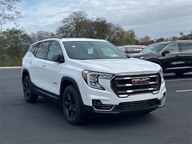 2024 GMC Terrain AT4