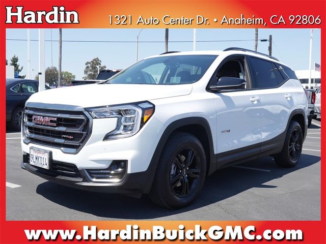 2024 GMC Terrain AT4