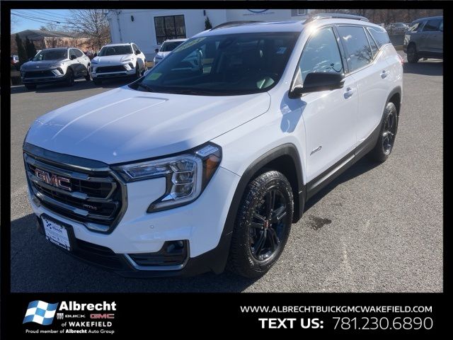 2024 GMC Terrain AT4