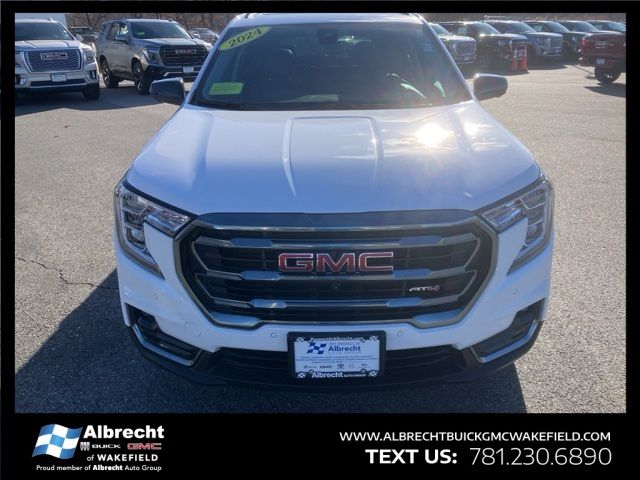 2024 GMC Terrain AT4