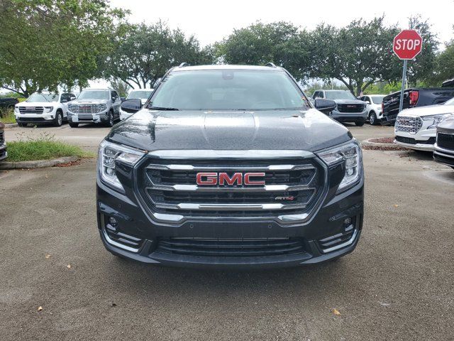 2024 GMC Terrain AT4