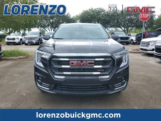 2024 GMC Terrain AT4