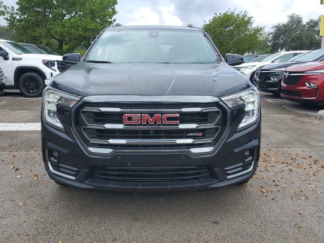 2024 GMC Terrain AT4