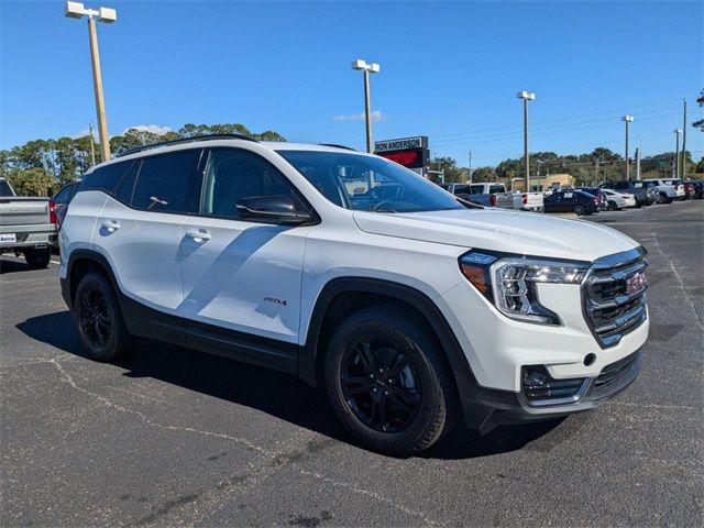 2024 GMC Terrain AT4