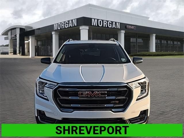 2024 GMC Terrain AT4