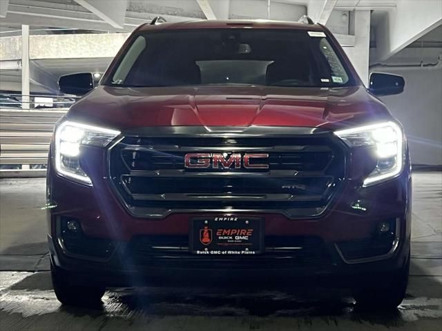 2024 GMC Terrain AT4