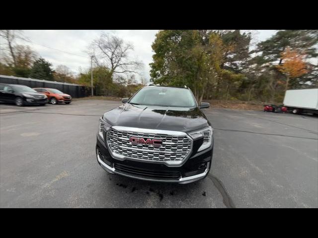 2024 GMC Terrain Denali