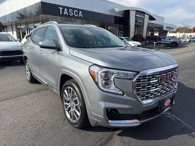 2024 GMC Terrain Denali