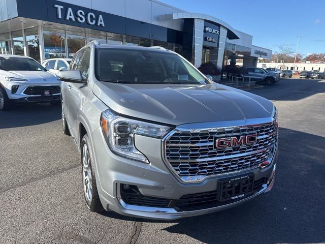 2024 GMC Terrain Denali