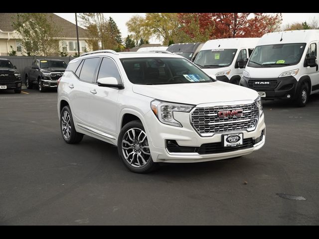 2024 GMC Terrain Denali