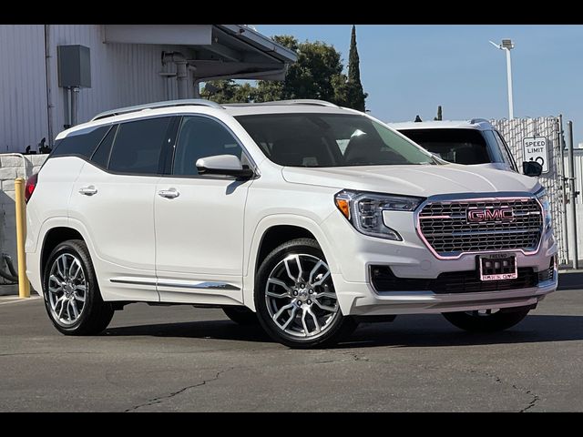 2024 GMC Terrain Denali