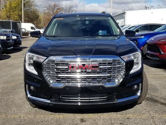 2024 GMC Terrain Denali