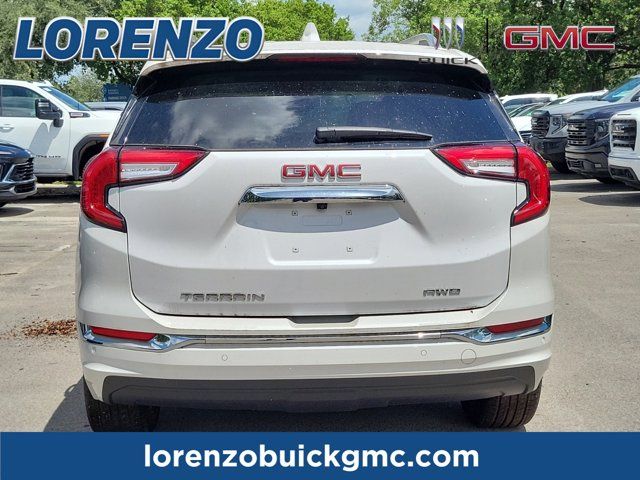 2024 GMC Terrain Denali