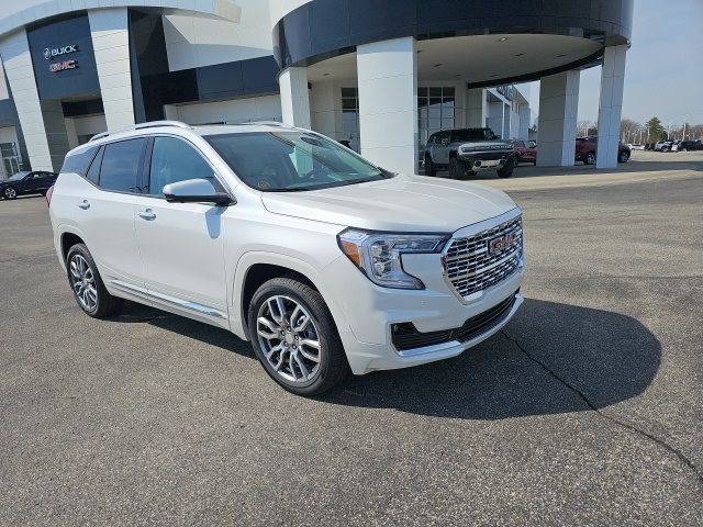 2024 GMC Terrain Denali