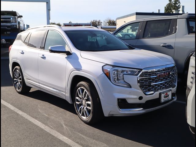 2024 GMC Terrain Denali