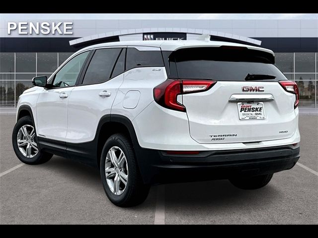 2024 GMC Terrain SLE