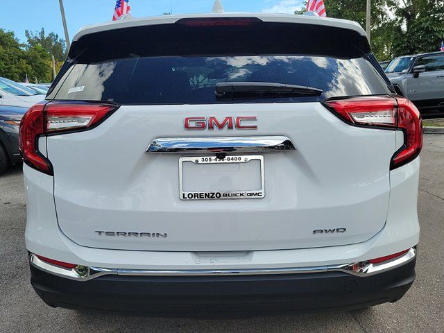 2024 GMC Terrain SLT