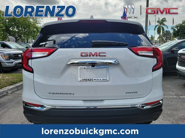 2024 GMC Terrain SLT