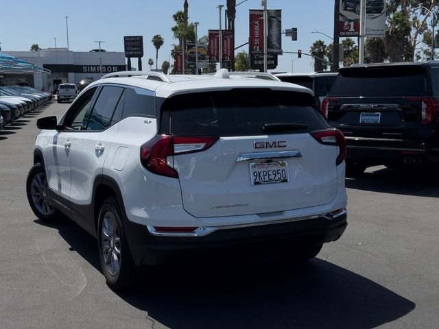 2024 GMC Terrain SLT