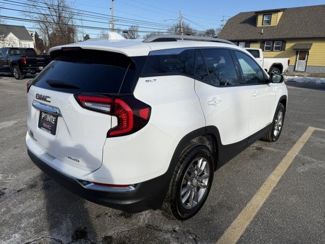 2024 GMC Terrain SLT