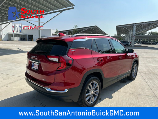 2024 GMC Terrain SLT