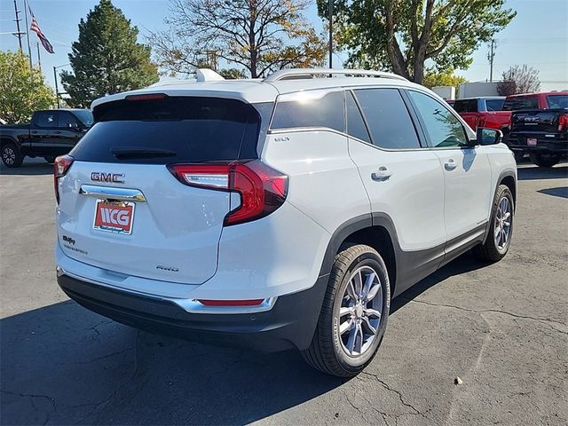 2024 GMC Terrain SLT