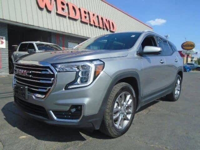 2024 GMC Terrain SLT