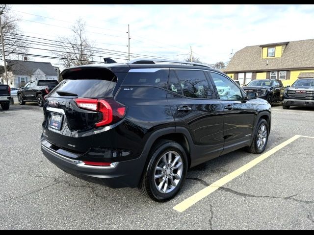 2024 GMC Terrain SLT