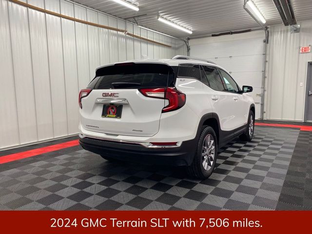 2024 GMC Terrain SLT