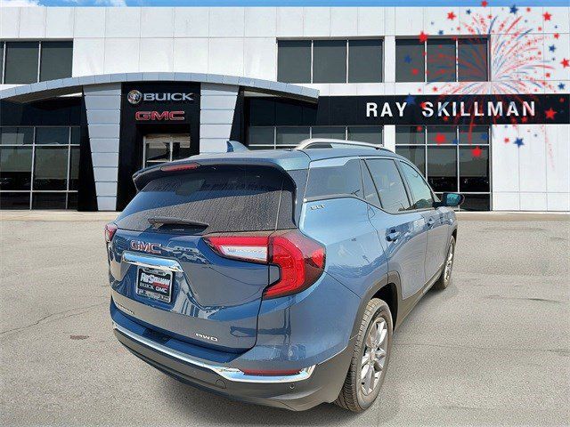 2024 GMC Terrain SLT